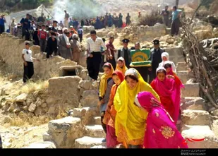 جشن میلادباحضورخادمین آستان قدس رضوی درکوهرنگ