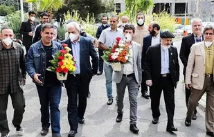 تجلیل جمعی از هنرمندان بسیجی از کادر درمان بیمارستان بقیه&zwnj;الله الاعظم (عج)