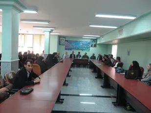 هنر اگر در راستای تقویت ارزش&zwnj;ها نباشد چیزی در آن نیست