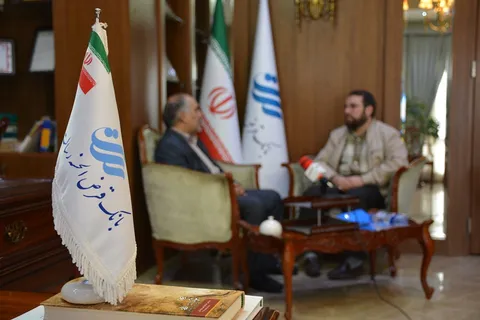 گفتگوی خبرگزاری بسیج با مدیرعامل بانک قرض الحسنه رسالت