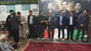 تجلیل فرمانده ناحیه دزپارت از خانواده&zwnj;های معظم شهدای بخش قارون