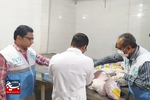 پنج تن گوشت تاریخ منقضی از یک سردخانه غیرمجاز در حاشیه شهر زاهدان کشف شد