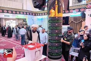 حضور نماینده ولی فقیه در استان و استاندار همدان در پای صندوق رأی