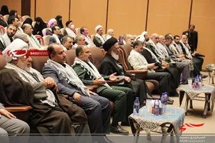 تجلیل از پیشکسوتان دفاع مقدس در قم