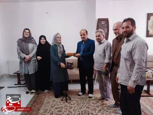 بسیج جامعه پزشکی لرستان از خانواده شهید جهادگر فرزاد شجاعی چاغروند تجلیل کرد