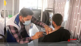 پیگیری واکسیناسیون نوبت دوم دانش&zwnj;آموزان خوزستان در آستانه ترم جدید