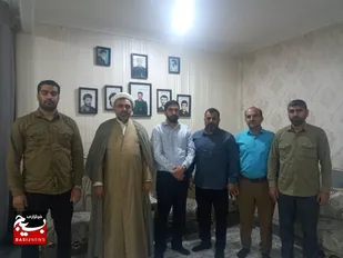خانواده شهدا در انقلاب اسلامی یک گنجینه ارزشمند محسوب می&zwnj;شوند