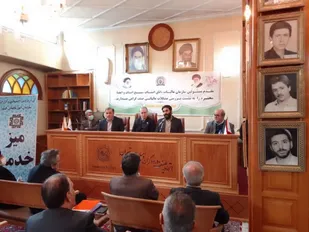 میزخدمت بسیج اصناف در اتحادیه درودگران ومبلمان تهران