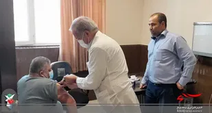واکسن آنفولانزا به والدین شهدا و جانبازان در قزوین تزریق شد