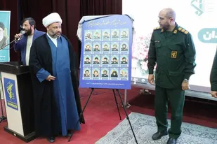 آیین تجلیل از برگزیدگان جشنواره مالک اشتر ۱۴۰۴ در آبادان برگزار شد