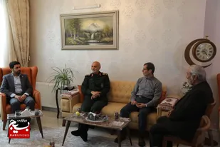 دیدار صمیمی فرمانده سپاه امام رضا (ع) با داوود علیزاده، پیشکسوت ورزشی