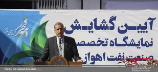 پایداری صنعت نفت در شرایط تحریم نماد اقتصاد مقاومتی کشور است