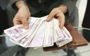 2500 مدیر در دولت یازدهم حقوق نجومی می گیرند