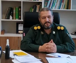 توزیع بیش از ۵۰۰ بسته کمکی خانوار و ۱۰ هزار پرس غذای گرم در دهه اول محرم به همت بسیجیان