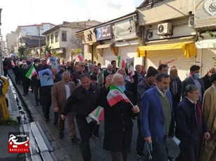 راهپیمایی تنکابنی&zwnj;ها در اعتراض به اقدام توهین آمیز نشریه فرانسوی