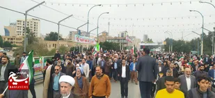 از نسل اول تا چهارم انقلاب اسلامی همقدم در راهپیمایی ۲۲ بهمن ۱۴۰۲