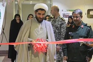 نمایشگاه انقلاب اسلامی در اداره کل حفظ آثار یزد گشایش یافت