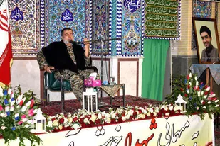 رمز موفقیت حاج قاسم بصیرت او بود/ مکتب سلیمانی، شعب&zwnj;هایی از مکتب امام خمینی است