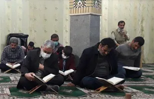 کرسی تلاوت در شام میلاد حضرت ولیعصر(عج) در محله شهیدان بختیاری پیشوا