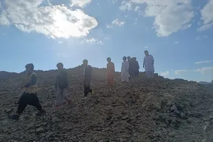برگزاری کوهپیمایی بسیجیان در روستای ریش پیش پایین