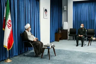 خداوند دست&zwnj;گیر کسانی است که امنیت و رفاه مردم را تأمین می&zwnj;کنند