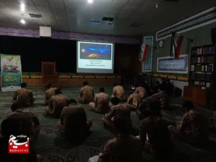 برگزاری مراسم شب قدر برای سربازان سپاه حضرت ولیعصر