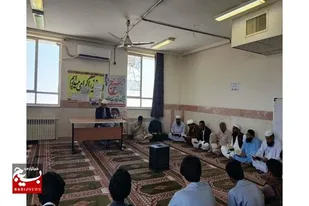 محفل انس با قرآن به مناسبت هفته بسیج در دانشگاه پردیس گلشن برگزار شد