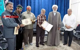 تقدیر از بسیجیان نمونه اصناف آبادان در دیدار با امام جمعه