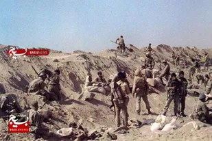 آینده انقلاب به دست همین جوانان و نوجوانان خواهد افتاد