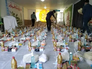 تهیه و توزیع بسته های غذایی توسط کانون بسیج مهندسین صنعتی شیروان