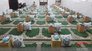 توزیع بیش از 70 بسته معیشتی و بهداشتی بین طلاب مناطق محروم بخش دلوار