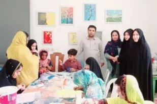 برپایی ایستگاه نقاشی در پایگاه شهیده نسترن خسروی چابهار