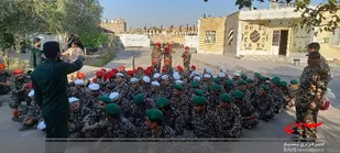حضور بسیجیان حوزه مقاومت بسیج روح الله در رژه حماسی