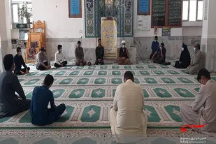 دانش آموزان آینده سازان انقلاب اسلامی هستند