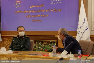 تفاهم نامه همکاری محرومیت زدایی میان وزارت راه و شهرسازی و سازمان بسیج مستضعفین