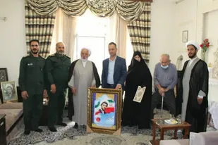 دیدار با خانواده شهدای روحانی و طلبه در میبد