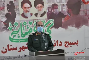 کمک مومنانه جوانان به مثابه جهاد رزمندگان در دفاع مقدس است