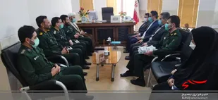 دیدار فرمانده سپاه ناحیه نطنز با رئیس اداره آموزش و پرورش نطنز