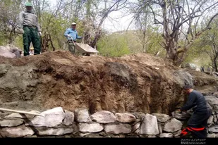 اردوی جهادی پایگاه شهید مفتح و حصار کشی باغی در کلیبر