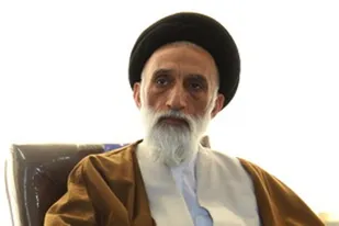 همه ما باید همانند شهدا، پشتیبان ولی فقیه و امام خود باشیم
