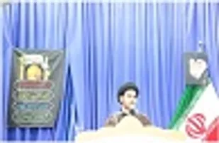 جهت مقابله با حرکات موذیانه دشمن باید روشنگری کرد
