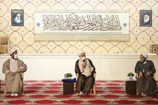 رساندن صدای عدالت&zwnj;خواهانه مردم به گوش مسئولان از وظایف ائمه جمعه است / توسعه اشتغال را رویکرد محوری نهضت تعاون و احسان قرار دهیم
