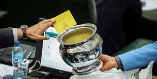 مخالفت در قالب موافقت!