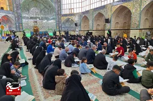 جزء خوانی قرآن کریم در امامزاده سید اسحاق(ع) ساوه