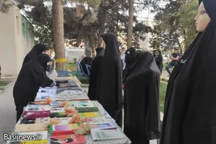 برپایی نمایشگاه&zwnj; های کتاب و محصولات حجاب و عفاف در ملایر