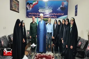 دیدار دانش آموزان بسیجی با امام جمعه شهرستان ارسنجان به مناسبت هفته بسیج دانش آموزی