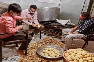 پخت و توزیع ۱۰۰۰ پرس غذا به همت پایگاه شهید آوینی همدان