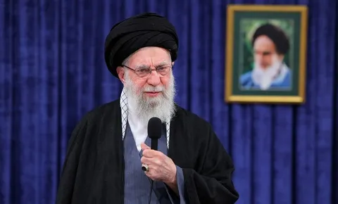خامنه‌ای عزیز، جانِ زنده ملت ایران است/ با لبیک به فرمان رهبری، دشمن را مأیوس خواهیم کرد