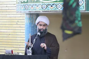 خادم مسولانی هستم که درخدمت مردم باشند