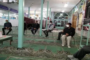 جلسه قرارگاه حافظان سلامت روستای قمیشلو دهاقان برگزار شد